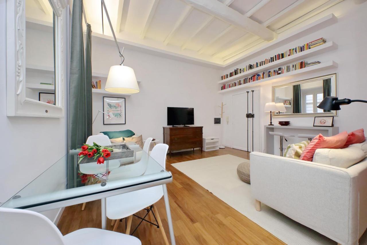 4Bnb - Serpenti Delightful Apartment 로마 외부 사진