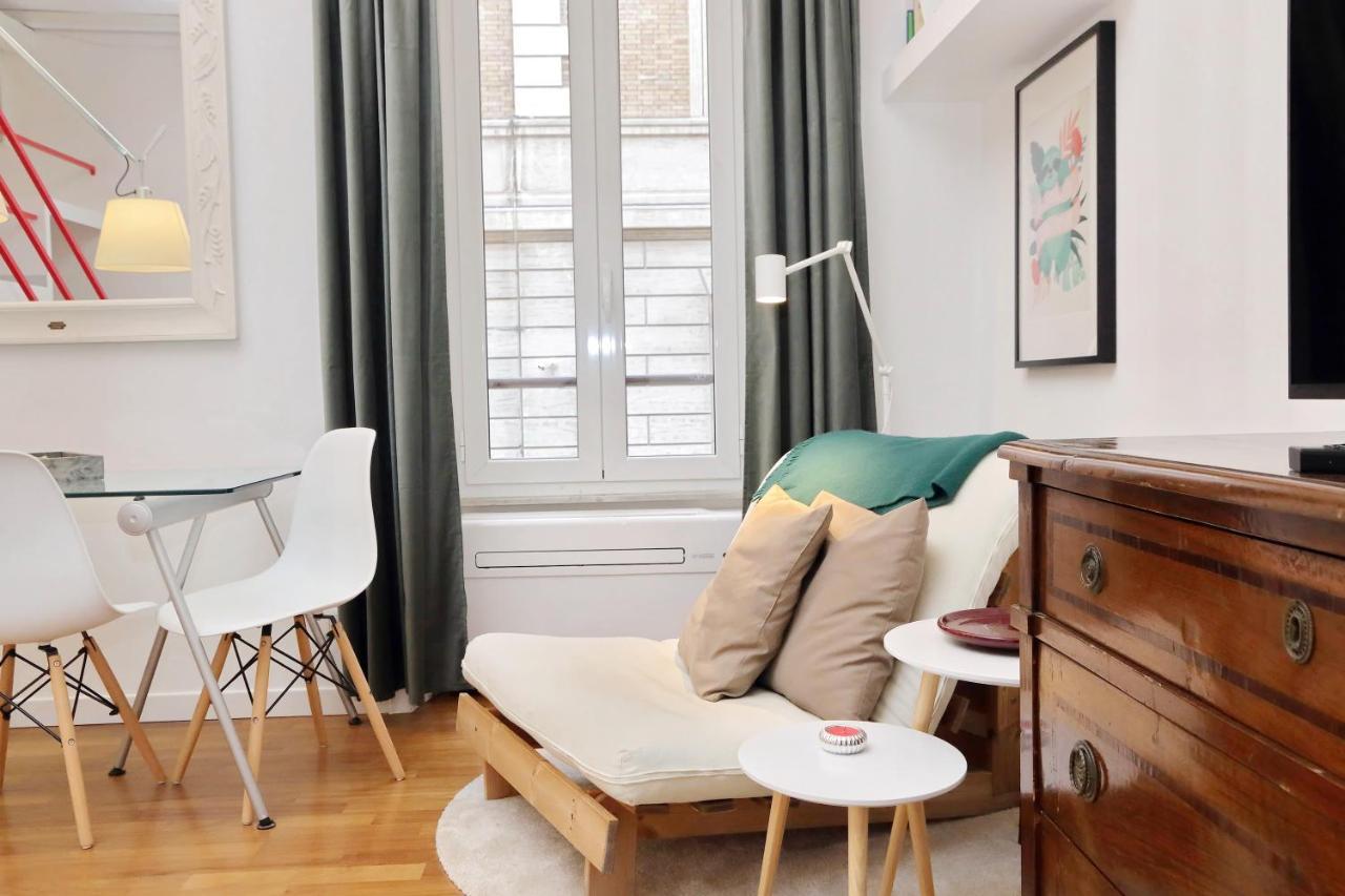 4Bnb - Serpenti Delightful Apartment 로마 외부 사진